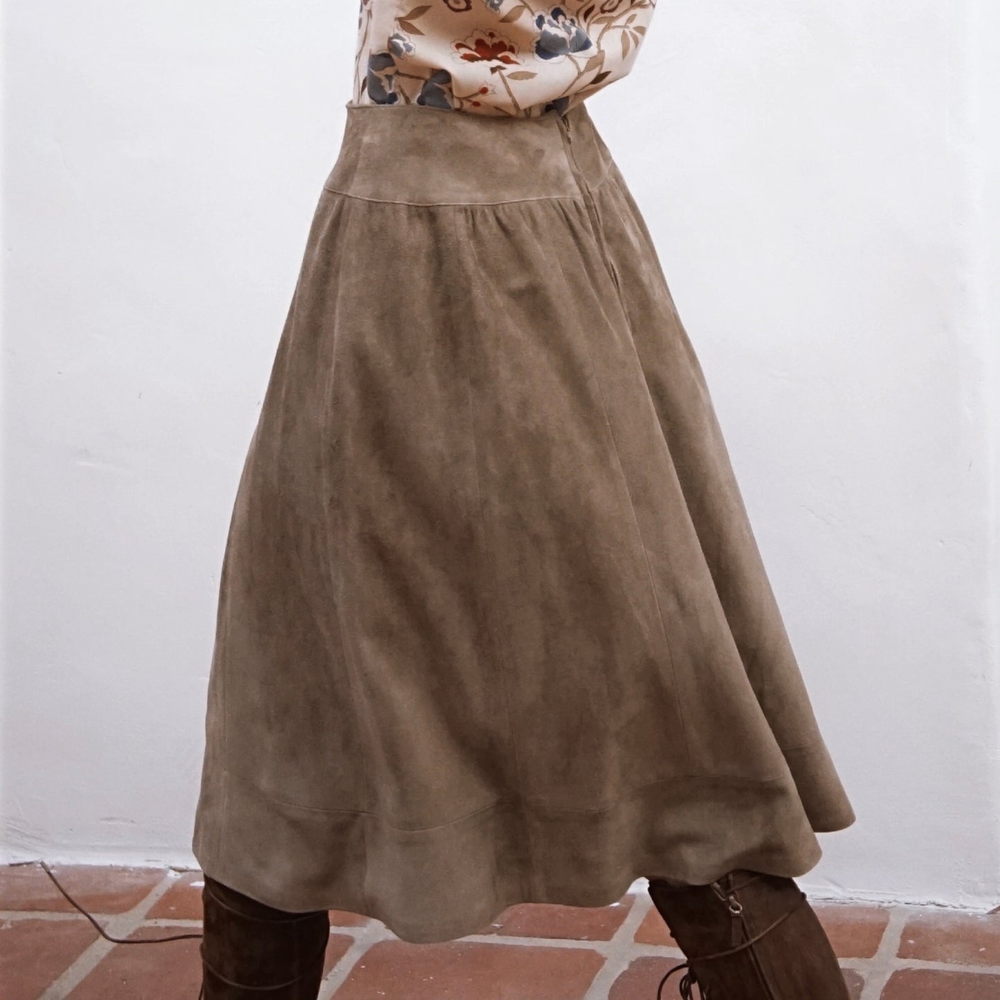 Vintage 90’s Chanel Bergdorf Goodman Suede Skirt - SHOP EZRA